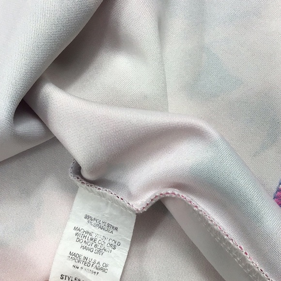 Soprano > Floral Skirt Small - Picture 5 of 7